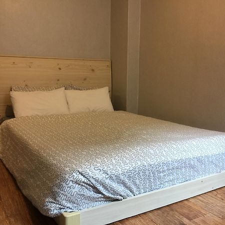 Backpackers In Jeju City Center Kültér fotó