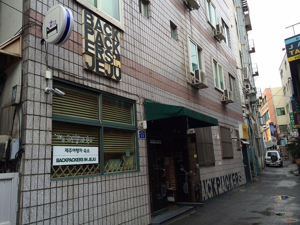 Backpackers In Jeju City Center Kültér fotó