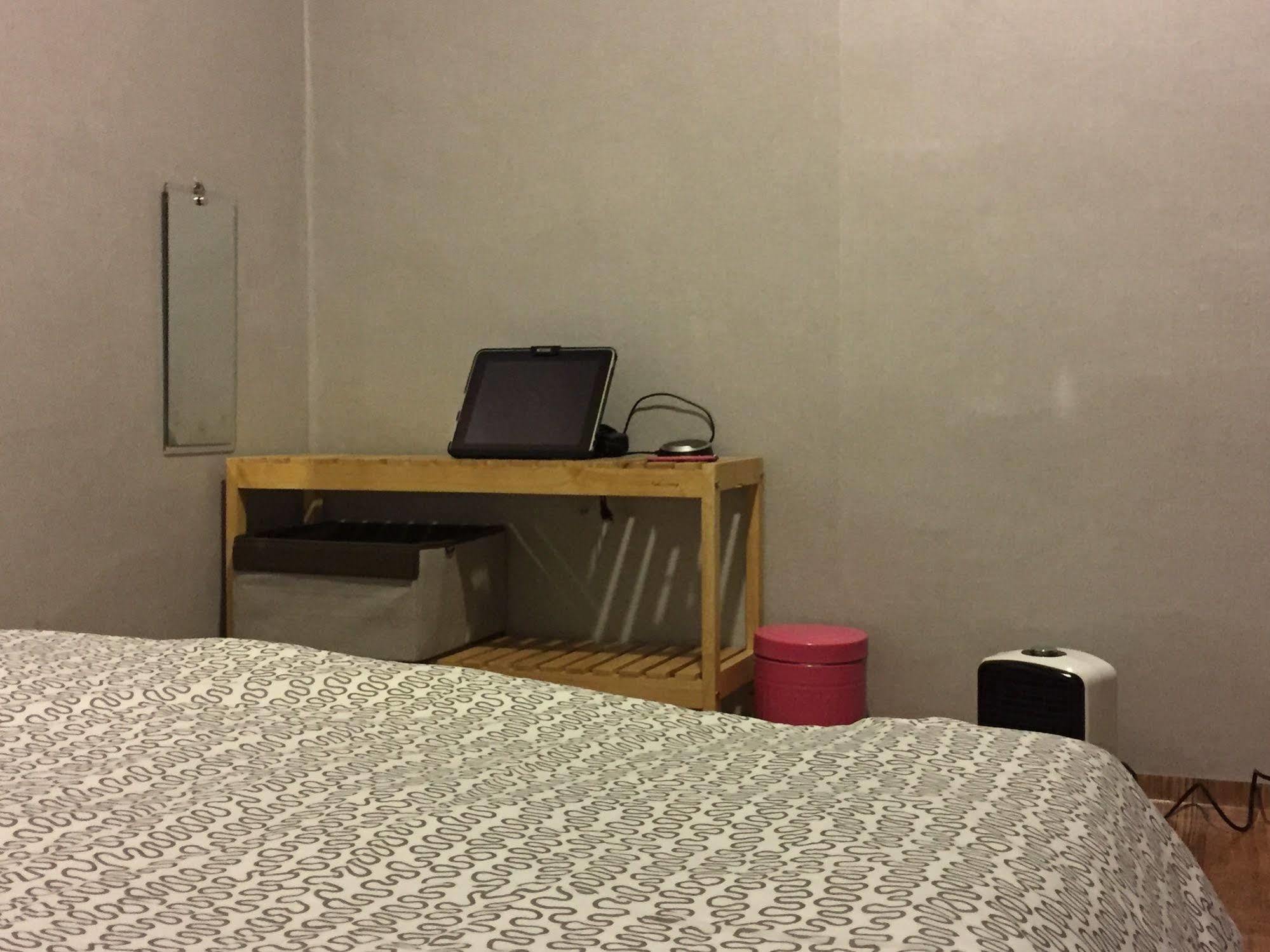 Backpackers In Jeju City Center Kültér fotó